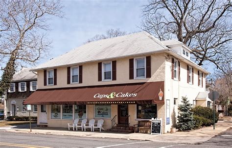 Vegetarian café and shop with a focus on hemp. Cups And Cakes Is The Best Bakery, Cafe, And Juice Bar In ...