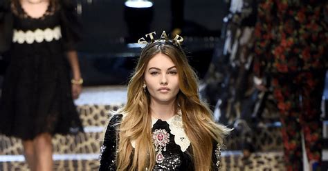 Thylane Blondeau Lors Du Défilé De Mode Prêt à Porter Automne Hiver 2017 2018 Dolce And Gabbana à