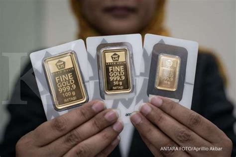 Di butik logam mulia pulo gadung jakarta, harga emas antam juga stagnan di posisi rp757.000 per gram. Harga emas di pasar spot pagi ini turun