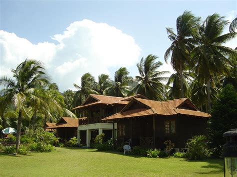 D'coconut hill resort located at the peak of mount raya 900 meters above. D'coconut Island Resort, Pulau Besar, Johor