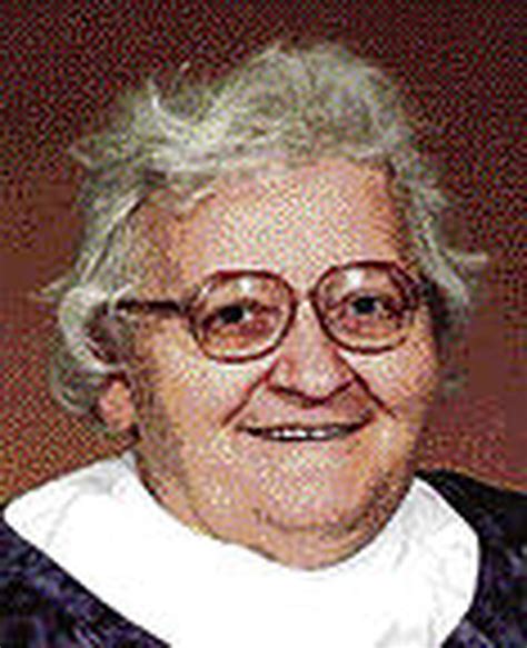 Todays Obituary Eileen Janet Hart Of Muskegon Dies At Age 68