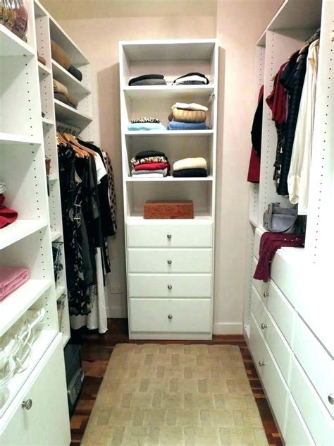 20 Awesome Small Walk In Closet Storage Ideas