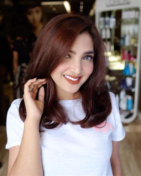 10 Artis Cantik Indonesia Bisnis Make Up