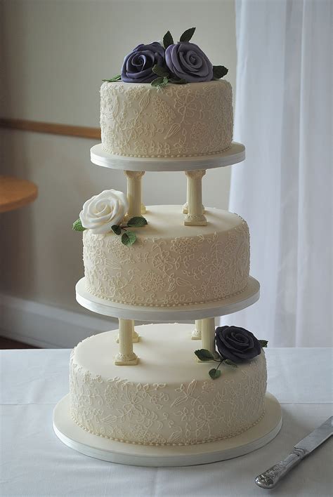 Tiered Wedding Cakes With Pillars