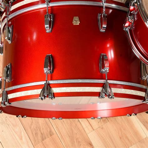 Ludwig Classic Maple 131624x12 3pc Drum Kit Diablo Red Chicago