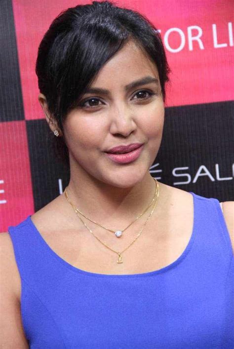 Beautiful Telugu Actress Priya Anand Smiling Face Closeup Photos Bollywood Stars