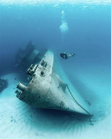 Pin By Star Klesta On Wreckage Abandoned Ships Underwater Shipwreck