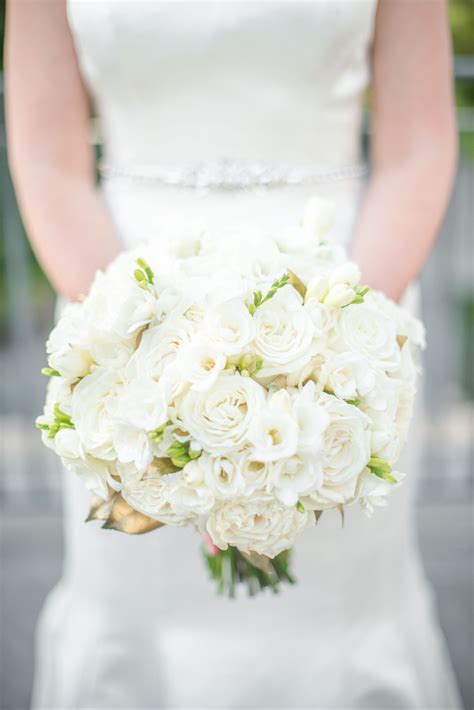 Classic Dc White Garden Rose Bouquet Destination Wedding Photography