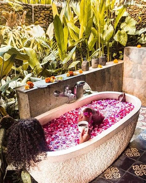 I Bathed In The Flower Bath Everyones Obsessed With On Insta And Feel