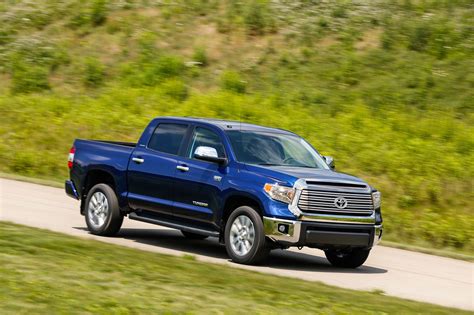 2015 Toyota Tundra Drops The V6 Picks Up Integrated Brake Controller