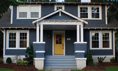 15 Stunning Navy Blue Home Exterior Color Schemes You Must Try House