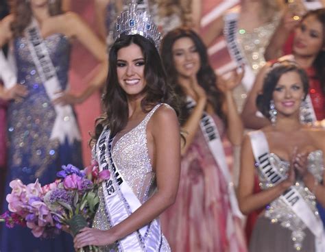 La Colombiana Paulina Vega Se Corona Miss Universo Hoy Chicago