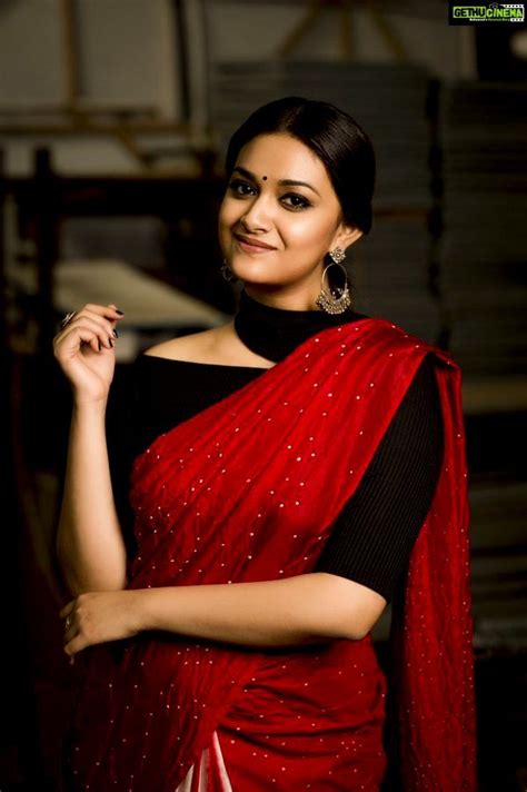 Keerthi Suresh Red Saree Saree Traditioanl Dress Sarkar Actress Keerthy Suresh 2018 Latest Hd