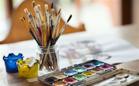 The Best Art Supplies Tools For Beginner Painters