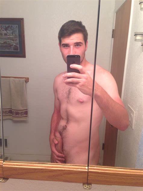 Handsome Carlosdicck Poses Totally Nude Mrgays