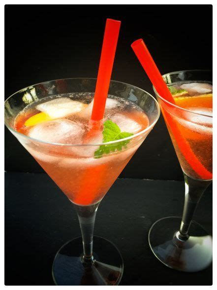 Since 1863, martini has brought people together through the quintessentially italian experience of aperitivo. Pin auf Getränke