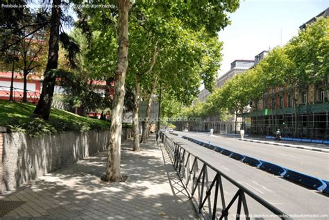 Simple Science: How to Make a Volcano with Kids