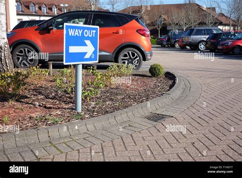 March 2019 Way Out Sign In A Hotel Car Park Stock Photo Alamy