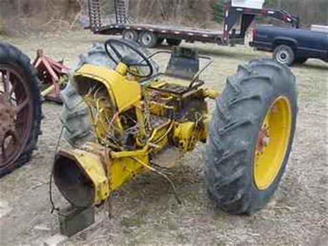 We carry parts for john deere machines, including mower blades, belts, spindles, and much more. Used Farm Tractors for Sale: John Deere 1010 Parts Tractor (2004-09-15) - TractorShed.com
