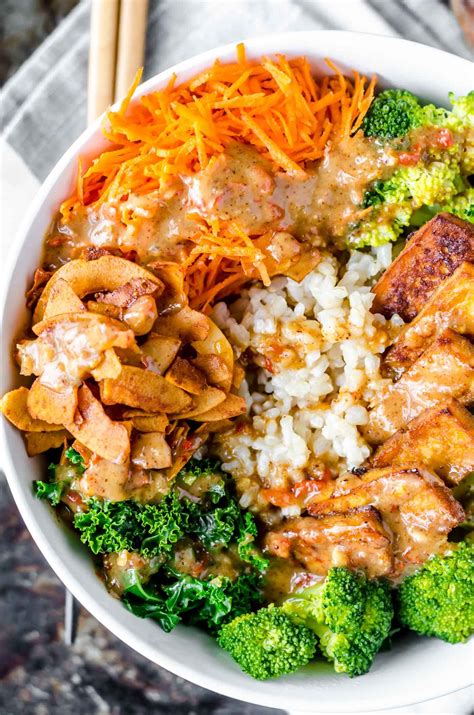 Pairing tofu with a spicy sauce is a popular treatment in both the chinese provinces of szechuan and hunan and in american vegetarian kitchens. Broccoli Brown Rice Bowls | Recipe | Rice bowls, Gluten ...