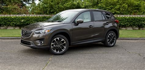 Video Review Mazda Offers A Bit Of Sportiness With The Cx 5 Crossover