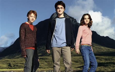 Rupert Grint Daniel Radcliffe Emma Watson Wallpapers Hd Wallpapers