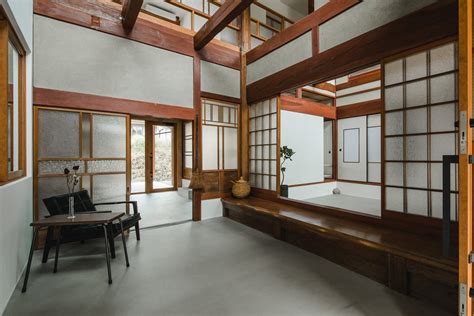 La plupart des bâtiments qui subsistent aujourd'hui de l' architecture. Une maison traditionnelle japonaise rénovée - Lili in ...