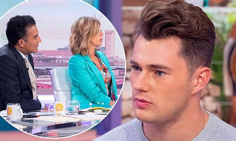 Love Island S Curtis Pritchard Is Pressured To Label Himself Bisexual In Uncomfortable