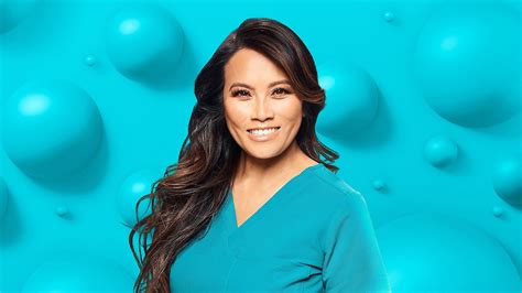 Watch Dr Pimple Popper Season 9 Episode 14 Monster In The Mirror