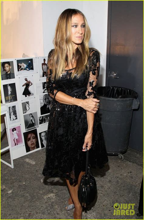 Sarah Jessica Parker Steps Out For Tracy Reeses Nyfw Show Photo