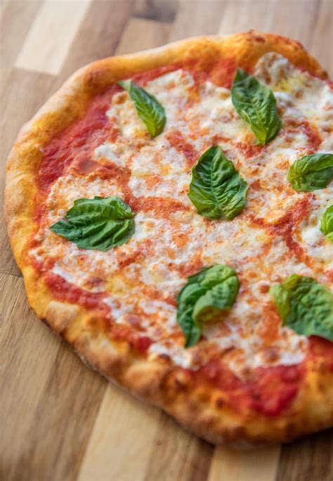 Classic Margherita Pizza Recipe Easy Lauren S Latest