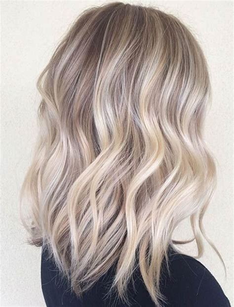 Most attractivee hair color ideas for short hair, absolutely ombre styles.and if you love blonde hairdos, these 20 best blonde ombre short hair pictures helps you newest and stylish look. 100+ Different Type Of Ombre Short Haircuts in 2020 - Page ...