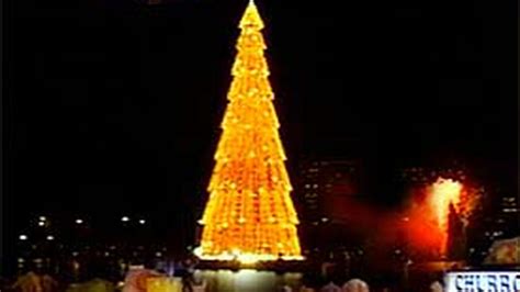 Pohon Natal Terapung Terbesar Sedunia Global Liputan Com