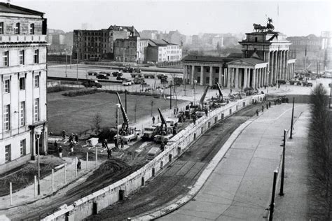 Remembering The Night The Berlin Wall Went Up And When It Came Down USC News