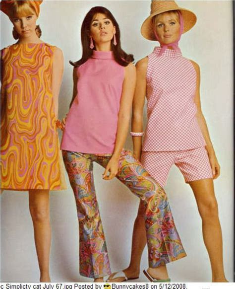 You Cant Miss This 60s And 70s Fashion 1960s Fashion Retro Fashion