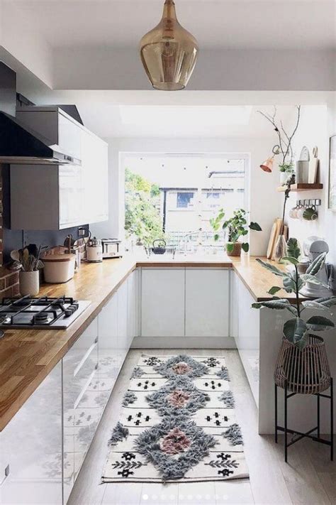 10 Small Kitchen Design Layouts