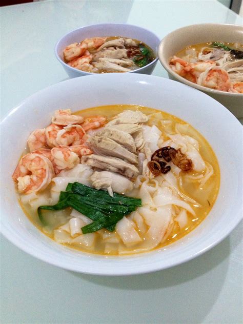 #wingsiewyoke #homecooking #kaisihorfun #flatricenoodles #livetoeat #food #yummy #delicious #instafood #nomnom #foodforthought #hungry #foodporn #foodpics #asianfood #mencancook #chinesecooking. Noodles in prawn chicken soup (Kai Si Hor Fun) | My Baby ...