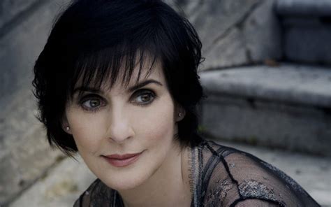 Un Repaso A La Trayectoria De Una Gran Figura De La Música Enya