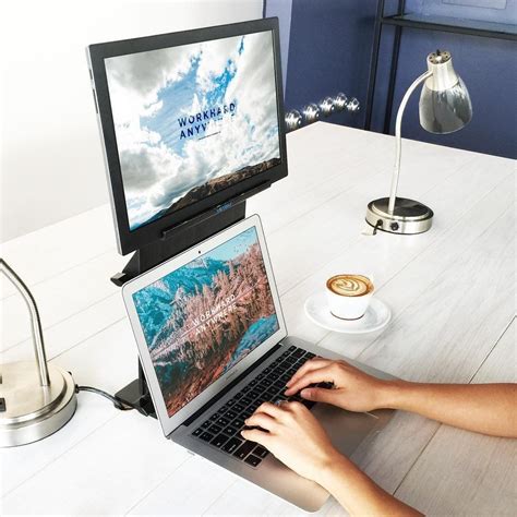 Veyem｜ノートパソコン用マルチモニタースタンド「ヴィーエム」 Laptop Stand Portable Laptop