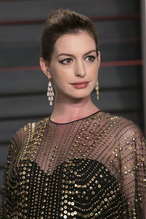 Anne Hathaway Was Glowing At The Oscars After Party