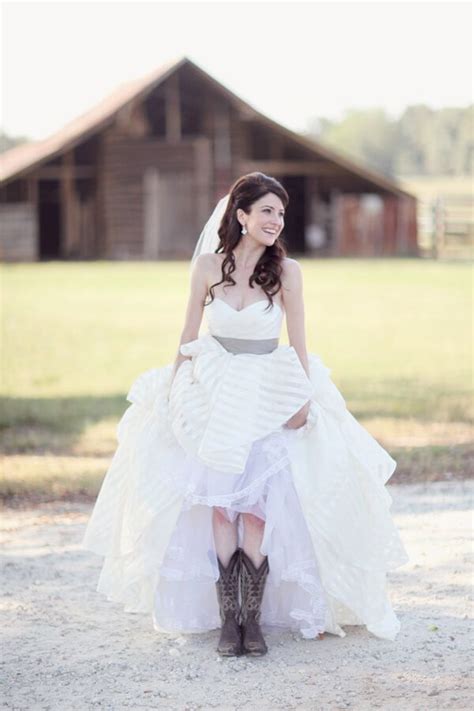 Buy Cowgirl Style Wedding Dresses In Stock