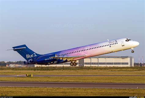 Oh Blq Blue1 Boeing 717 At Helsinki Vantaa Photo Id 459528