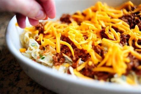 Pioneer woman sour cream noodle bake.this is sooo good! Sour Cream Noodle Bake #sourcreamnoodlebake | Recipes ...