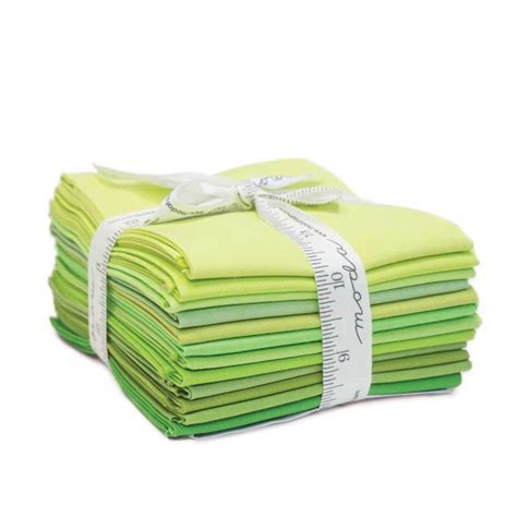Moda Bella Solids Color Green Fat Quarter Bundle Set 752106349032