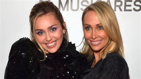 Miley Cyrus Mum Tish Seeks Legal Separation From Billy Ray After