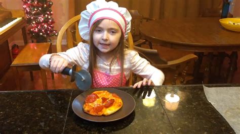 Making Pizza Part 2 The Taste Test Youtube