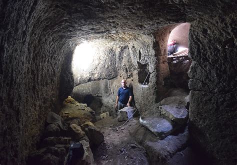 Roman Era Cave System In Lower Galilee Plundered By Thieves Israel
