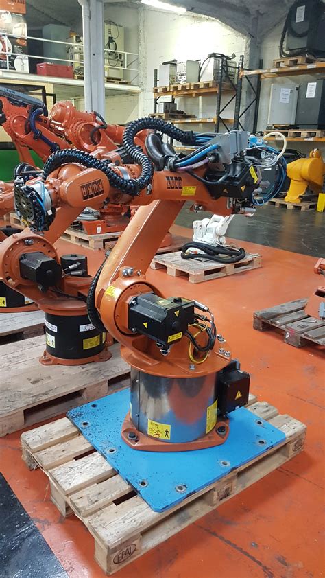 KUKA KR16-2EX KRC2ed0 7000 hours only year 2011 - Robot-occasion
