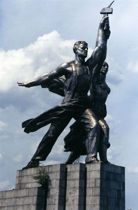 Communist Statue Famous Statue In Moscow Russia Dedicated Flickr