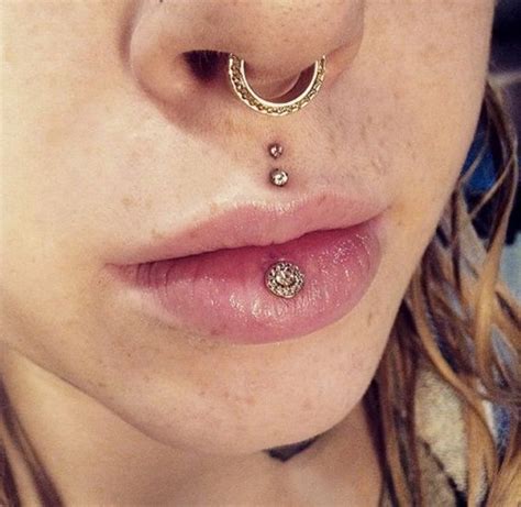 Ideas To Embellish Your Lips With Labret Piercings Labret Piercing